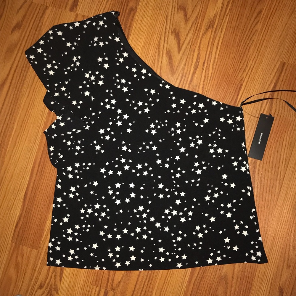 Lulu’s lucky stars black print one shoulder top